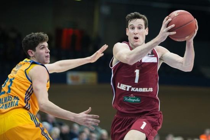 "Lietkabelis" po atkaklios kovos nusileido "Chimki" krepšininkams