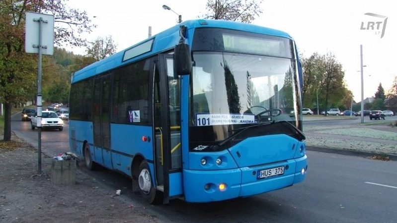 Girtas autobuso vairuotojas: vietoj manęs niekas negalėjo važiuoti