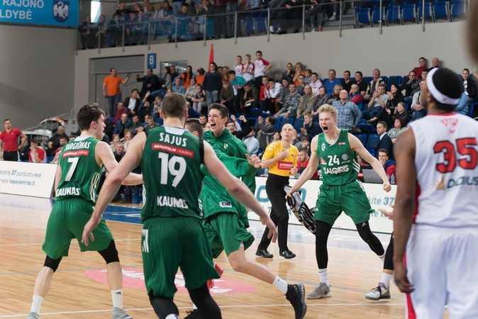 NKL pusfinalyje jaunieji žalgiriečiai įveikė Šakių „Vytį“