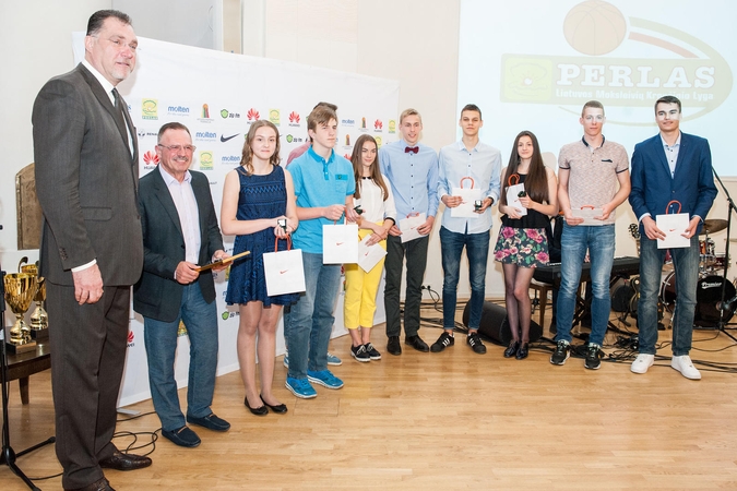 Lietuvos moksleivių krepšinio sezonas antradienį baigtas iškilmėmis sostinėje