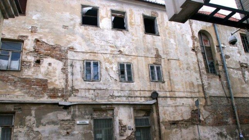 Didžiųjų miestų merai nori apmokestinti pastatus vaiduoklius