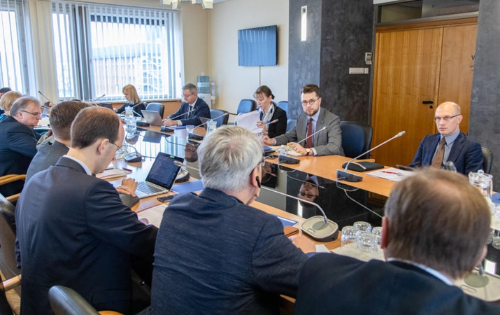 Darbo grupė koordinuos ekstremaliosios situacijos priemonių taikymą verslui