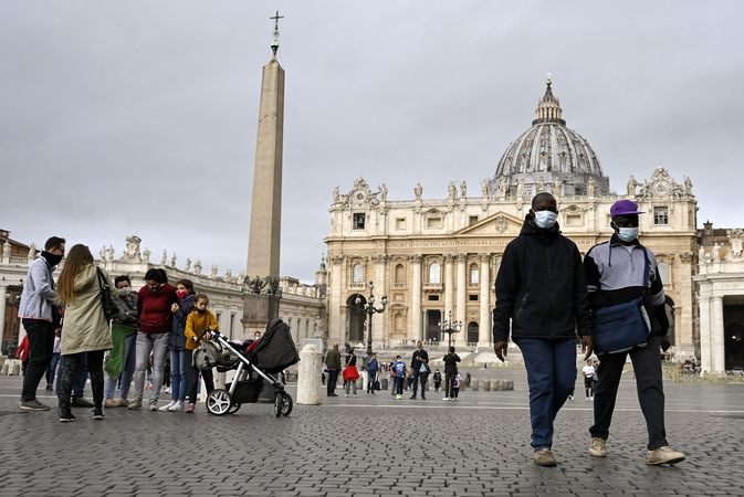 Italijoje pastarąją parą patvirtinta beveik 3,7 tūkst. COVID-19 atvejų