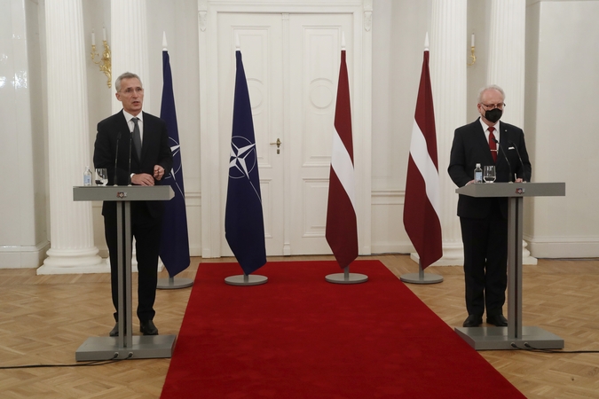 Jensas Stoltenbergas ir Egilas Levitas