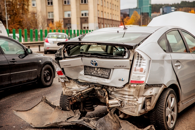 Žinia vairuotojams: tam tikrais atvejais eismo įvykio kaltininką nustatytų draudikai