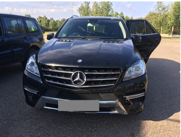 Jonavietis į Lietuvą varė, įtariama, Jungtinėje Karalystėje pavogtą „Mercedes Benz“ 