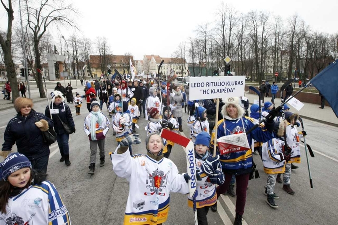 Klaipėdoje suplevėsavo Europos sporto vėliava