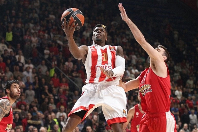 „Olympiakos“ krepšininkai neatsilaikė Belgrado pragare