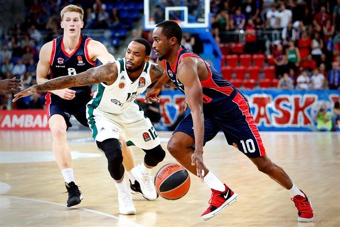 „Baskonia“ krepšininkai užtikrintai nugalėjo Belgrado ekipą