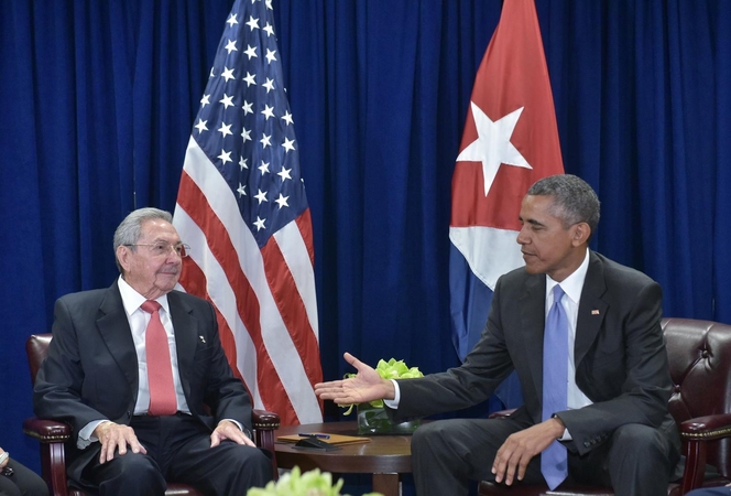 Raulis Castro ir Barackas Obama
