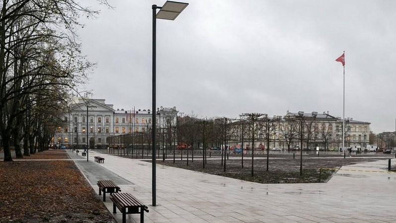Vilniuje po rekonstrukcijos atidaryta Lukiškių aikštė