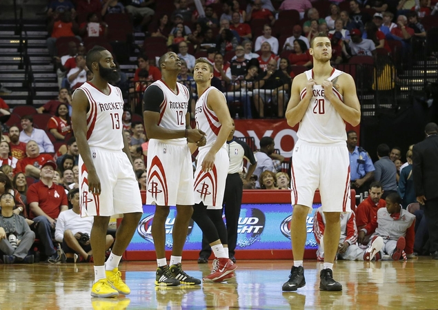 "Rockets" skina pergales, bet vėl ignoruoja D.Motiejūną