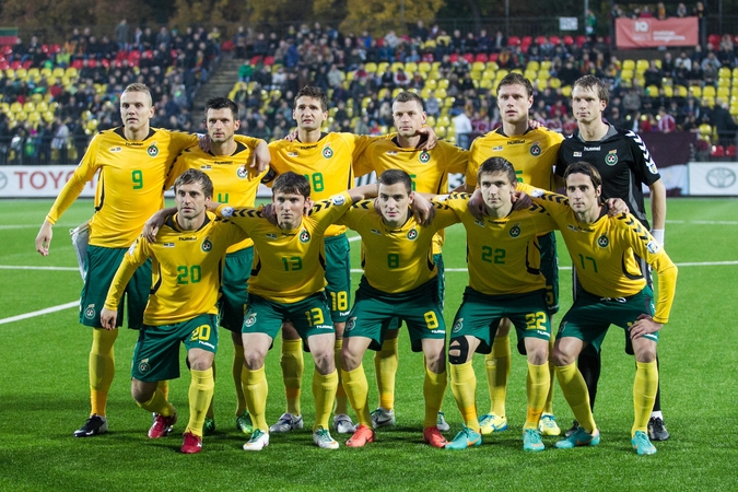 Lietuvos nacionalinė vyrų futbolo rinktinė liko 103-ioje pozicijoje