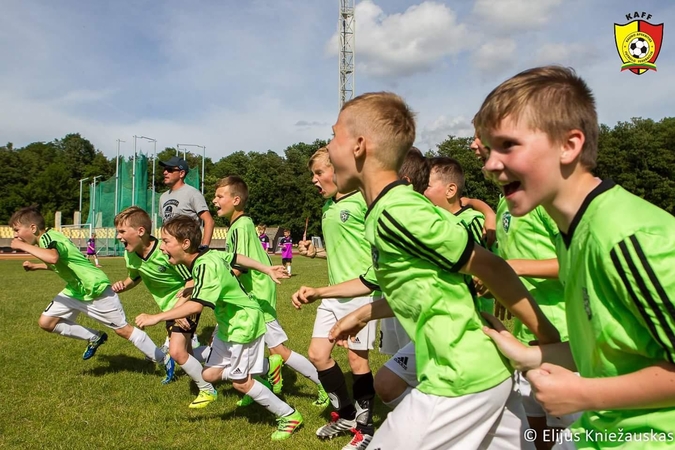 Girionyse karaliaus vaikų futbolas