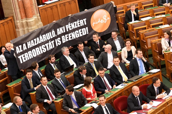 Vengrijos premjeras pralaimėjo balsavimą dėl pabėgėlių