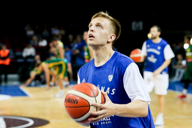 Studentų krepšinio lygos čempionate – A. Einikio šou
