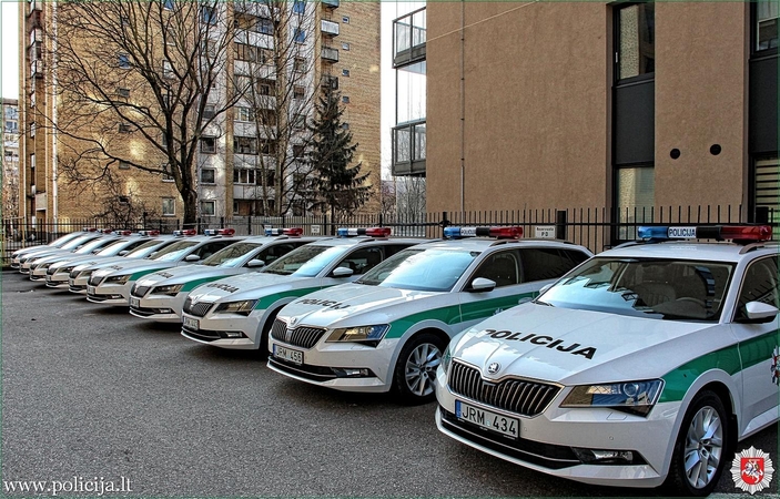 Gatvėse dirbantiems policininkams – nauji automobiliai