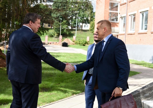 Ministrai tarėsi, kaip tarnybos bendradarbiaus per pratybas „Zapad“