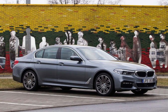Lietuvoje – veržliojo ,,BMW 5“ premjera