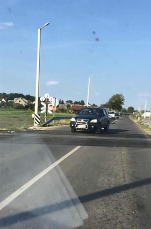 Nufilmuota: 13 vairuotojų per pervažą lėkė degant raudonam šviesoforui