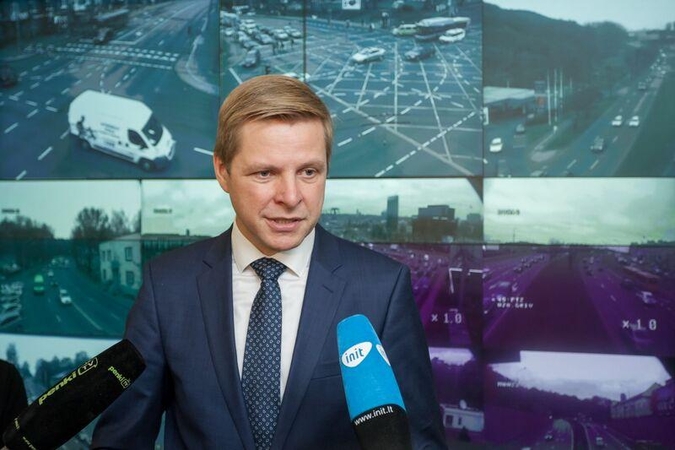 Meras išmokė vilniečius neblokuoti sankryžų, toliau imsis žiedų