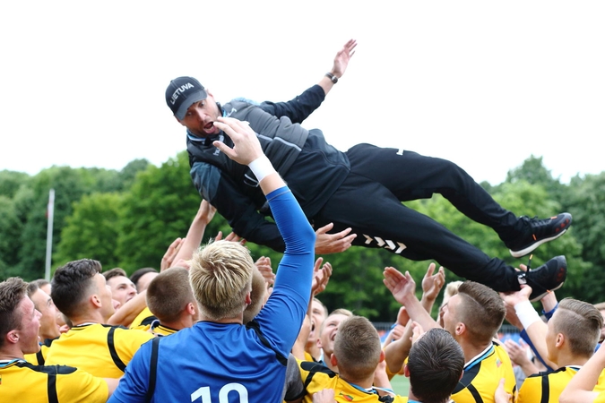 Treneris C. Falchas: mūsų futbolo rinktinė nusipelnė Baltijos taurės titulo