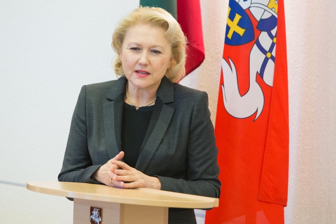 Seime prisiekė trys nauji Konstitucinio Teismo teisėjai