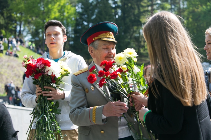 Vilniuje keli tūkstančiai rusakalbių minėjo karo pabaigos metines