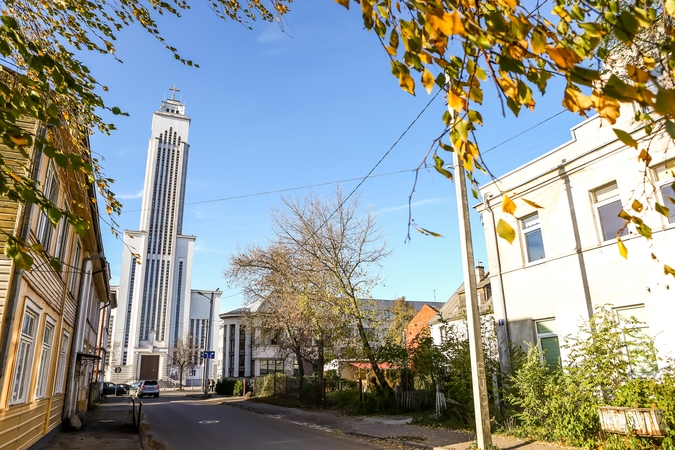 Prisikėlimo bažnyčia laukia žinių iš Vatikano