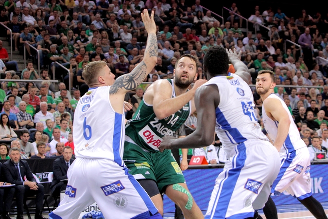 "Žalgiris" lengvai sudorojo "Neptūną" ir LKL finalo serijoje vėl išsiveržė į priekį