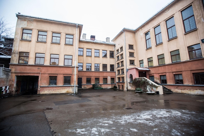 Vadovauti Kauno mokykloms veržiasi ir skandalingi veikėjai