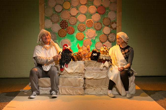 Keistuolių teatras atkeliauja į Kauną