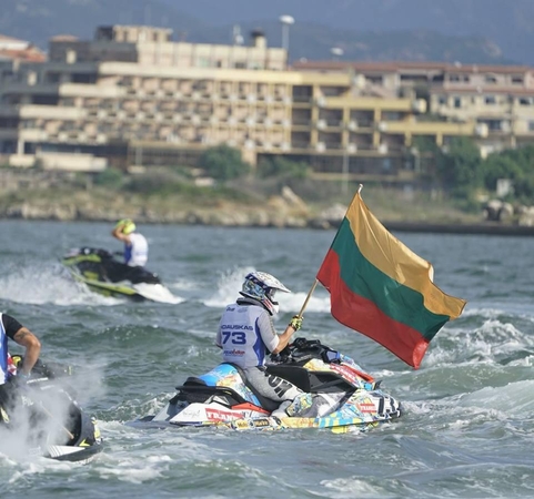 Istorinis rezultatas vandens motociklų sporte: lietuviui – pasaulio čempionato bronza