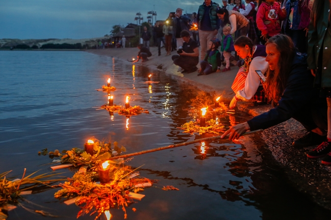 Joninių savaitgalį Neringa kviečia į festivalį ir saulės sutiktuves legendų krašte