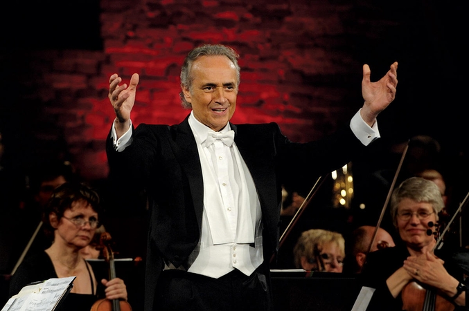 Legendinis tenoras J. Carreras laukia koncerto Vilniuje