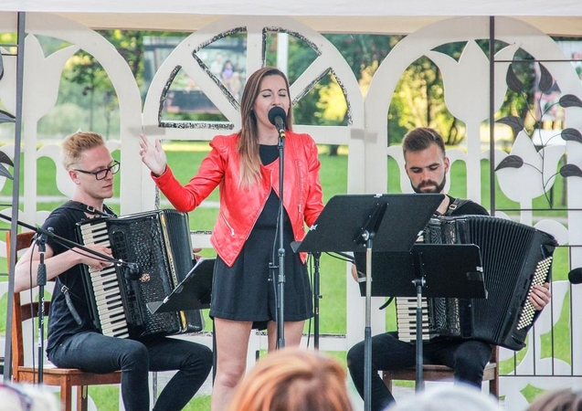 Muzikiniai vakarai vienijo Kačerginės bendruomenę