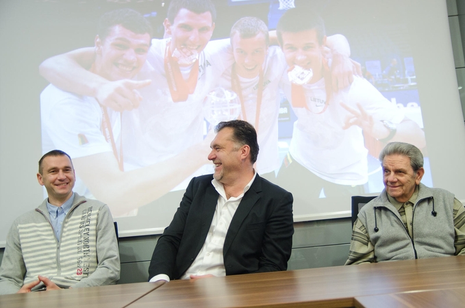 A. Sabonis susitiko su pasaulio čempionato bronzos medalių laimėtojais