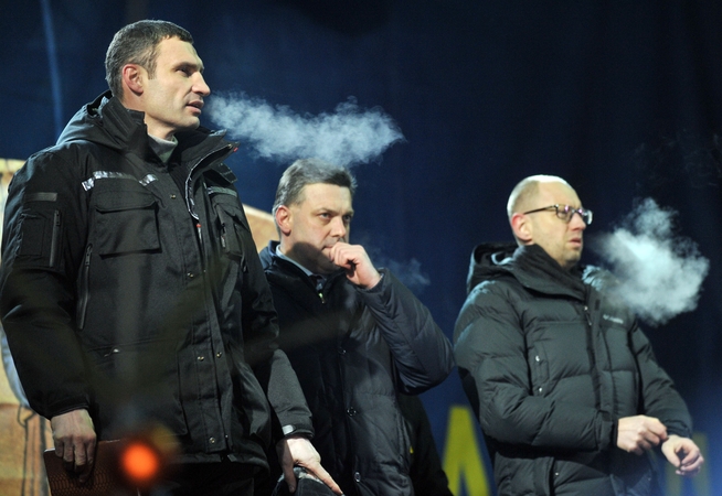 Ukrainos opozicija reikalauja prezidento rinkimus surengti šiais metais 