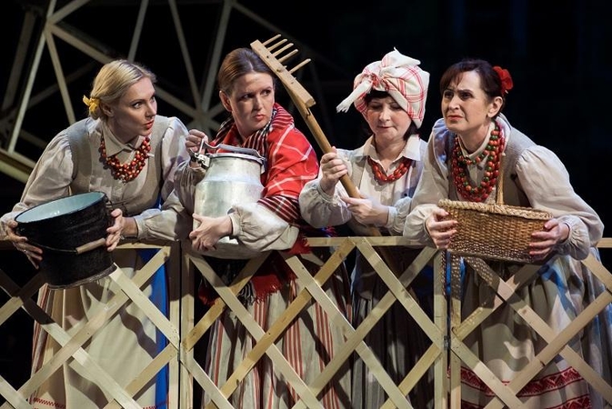 Kauno dramos teatre – pašėlęs lietuviškas miuziklas „Žemės paukščiai“