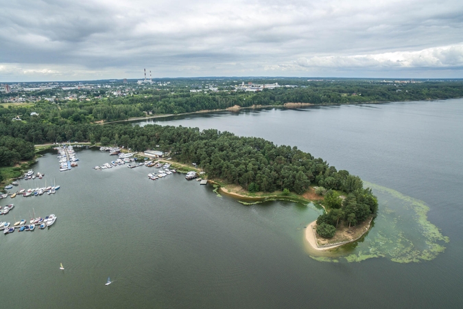 Kauno marių įlankoje klesti juodasis verslas