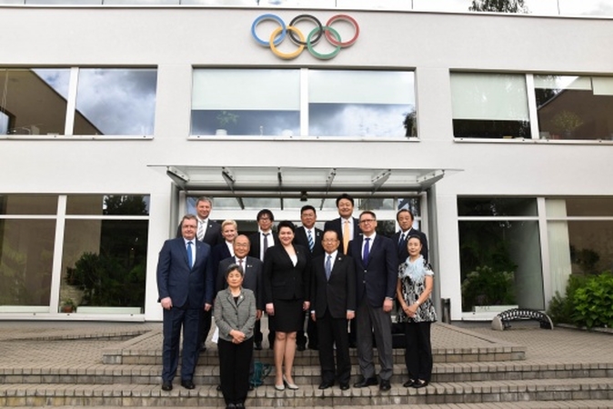 Lietuvos tautinio olimpinio komiteto būstinėje – delegacija iš Japonijos