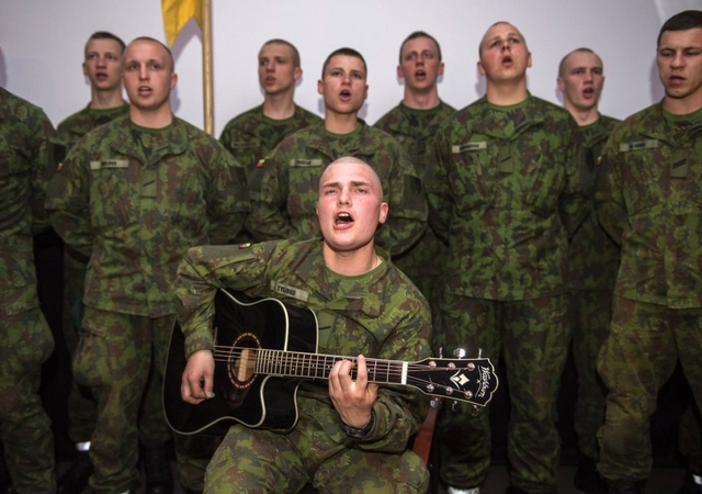 Įteikti Lietuvos kariuomenės apdovanojimai „Jūriniai mazgai“