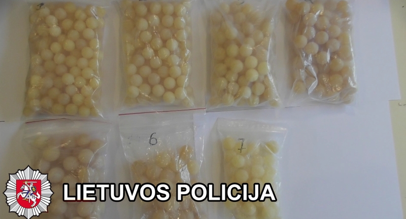 Vietoj gintaro už 23 tūkst. eurų – iš dervos pagamintas plastikas