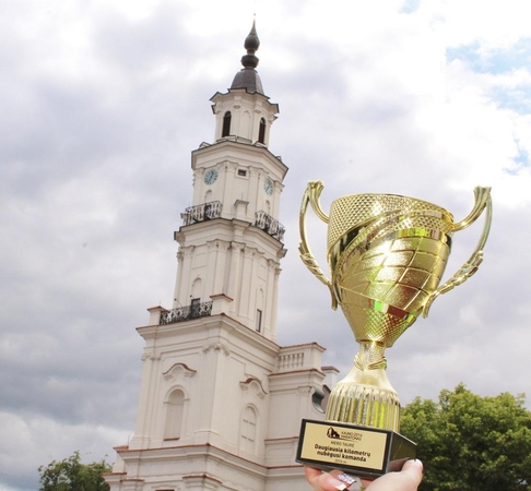 „Citadele Kauno maratonas“: verda kovos tarp universitetų, įmonių ir net politikų