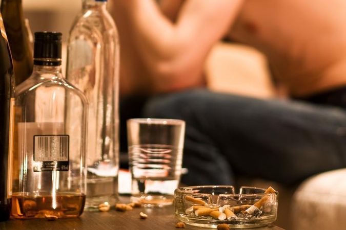 Mokyklos šokiai alkoholio padauginusiam paaugliui baigėsi reanimacijoj
