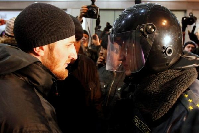 Maskvos Triumfo aikštėje sulaikytas opozicijos politikas E. Limonovas