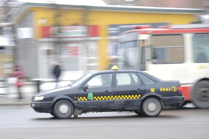 „Vilnius veža“ vis dar neturi automobilių