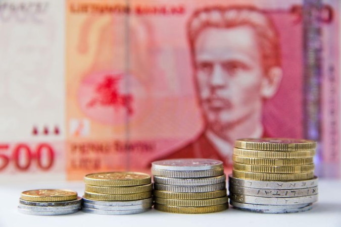 Į Ūkio banką pervestas pensijas išmokės Šiaulių bankas 