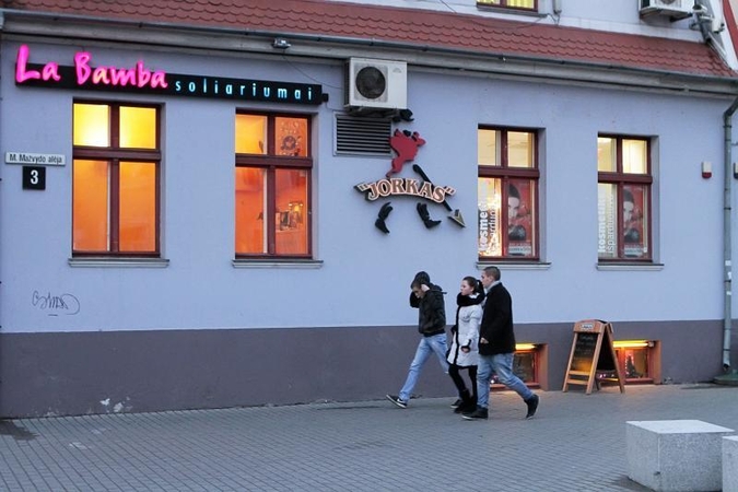 Iš uostamiesčio kavinės pavogti penki paveikslai (papildyta)