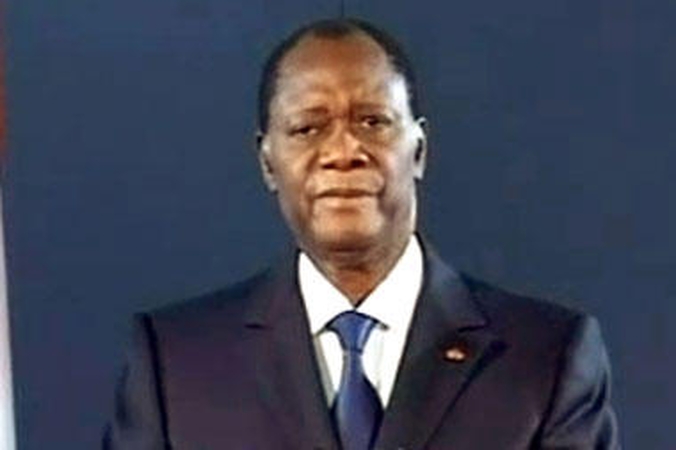 Išrinktasis DKK lyderis ignoruoja bunkeryje užspeistą L.Gbagbo